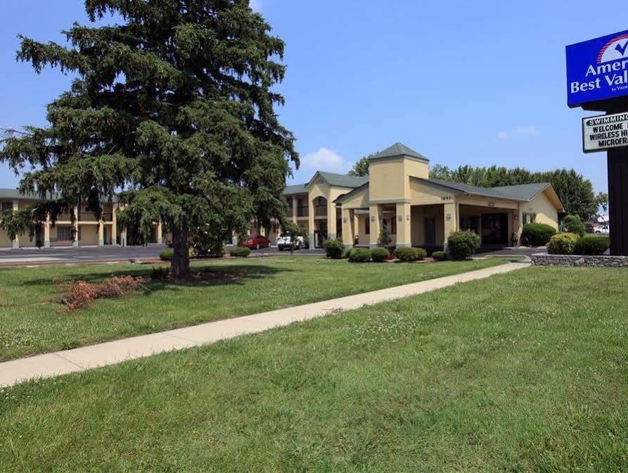 Regency Inn Fayetteville Buitenkant foto