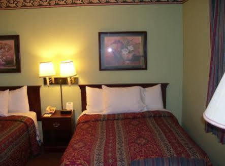Regency Inn Fayetteville Buitenkant foto
